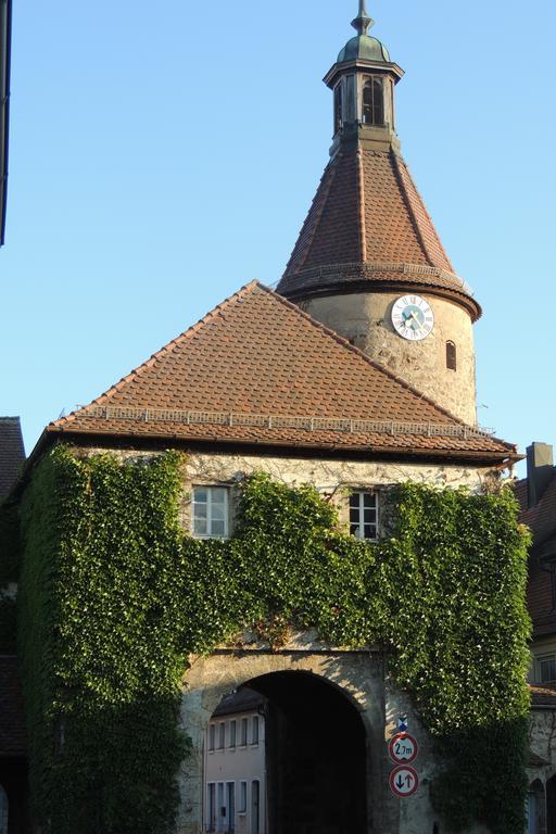 Hotel-Gasthof Neue Post Leutershausen  Kültér fotó
