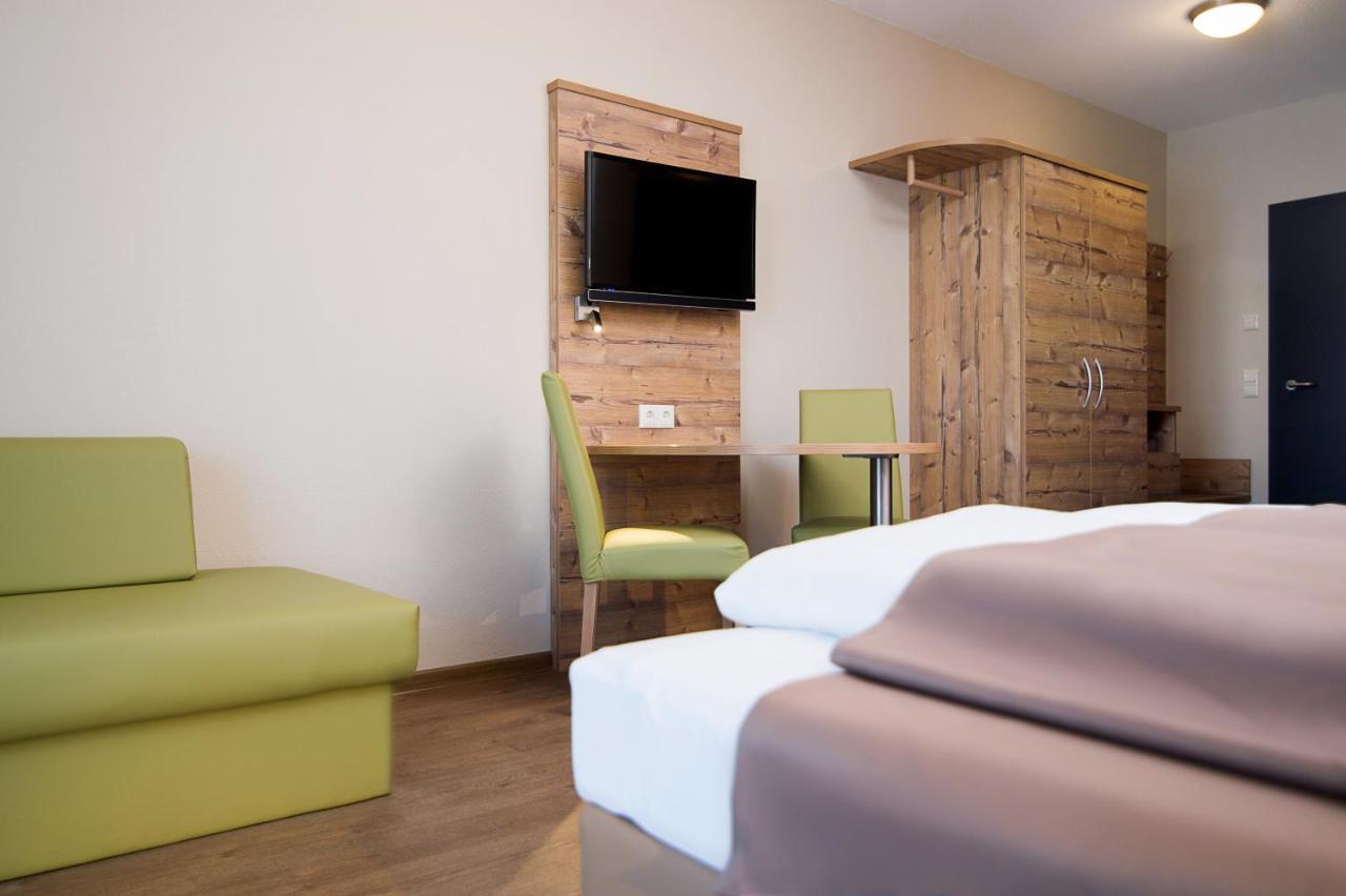 Hotel-Gasthof Neue Post Leutershausen  Kültér fotó