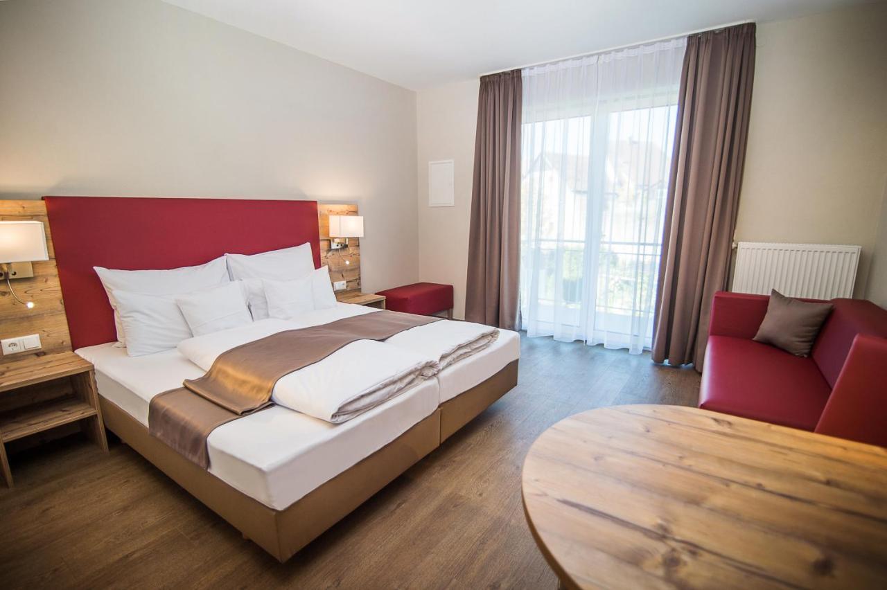Hotel-Gasthof Neue Post Leutershausen  Kültér fotó